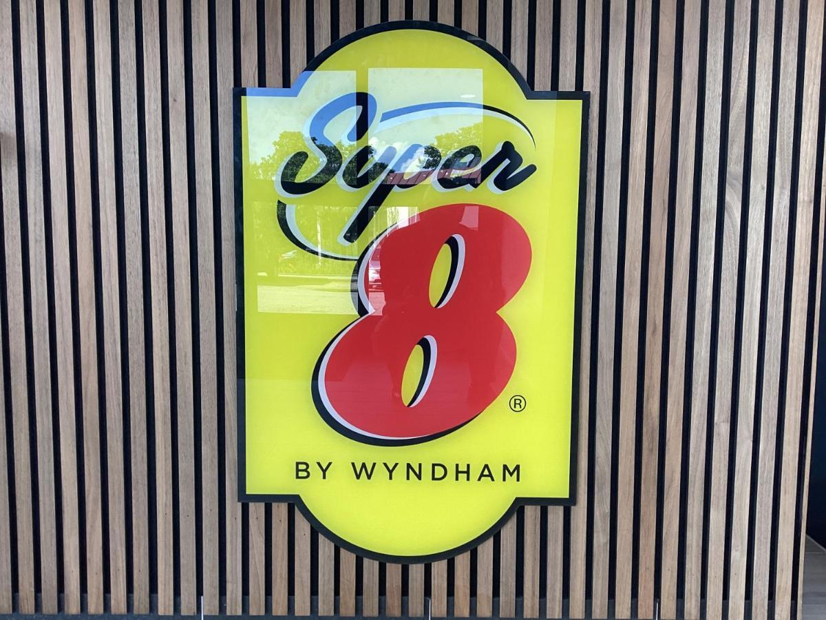 Super 8 By Wyndham Baltimore Northwest Windsor Mill Exterior foto